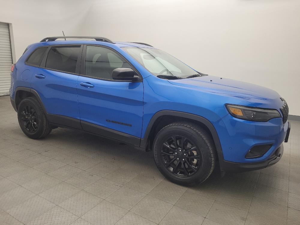 used 2023 Jeep Cherokee car, priced at $22,095