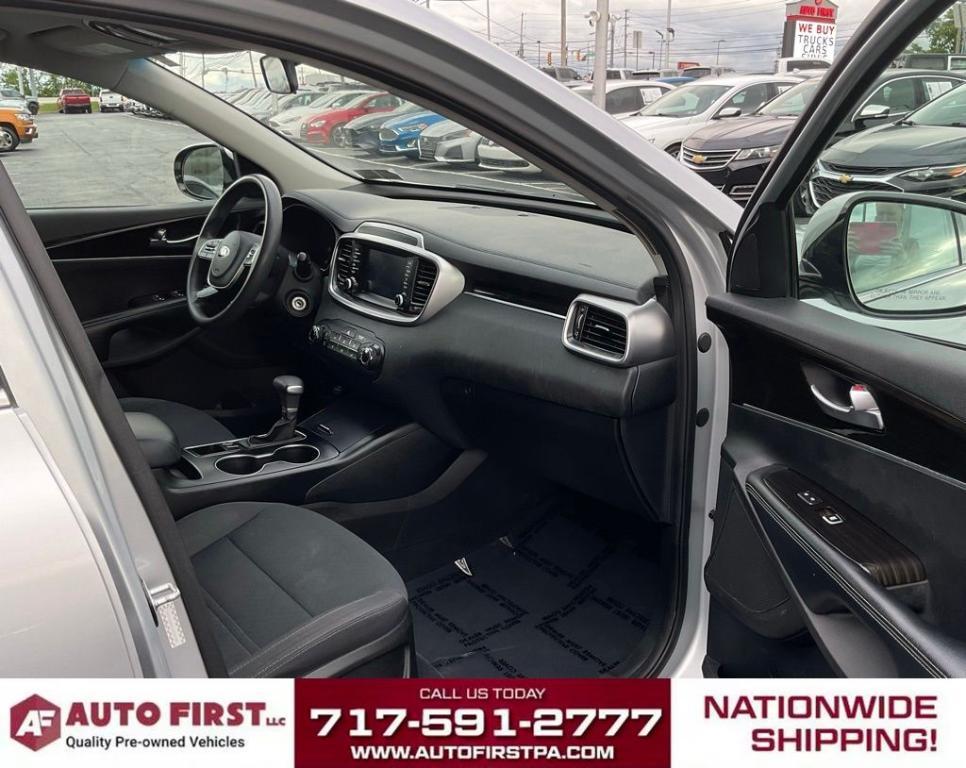 used 2020 Kia Sorento car, priced at $13,899