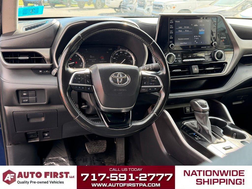 used 2021 Toyota Highlander car, priced at $26,490
