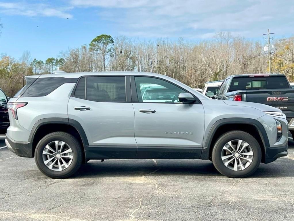 used 2025 Chevrolet Equinox car, priced at $26,897