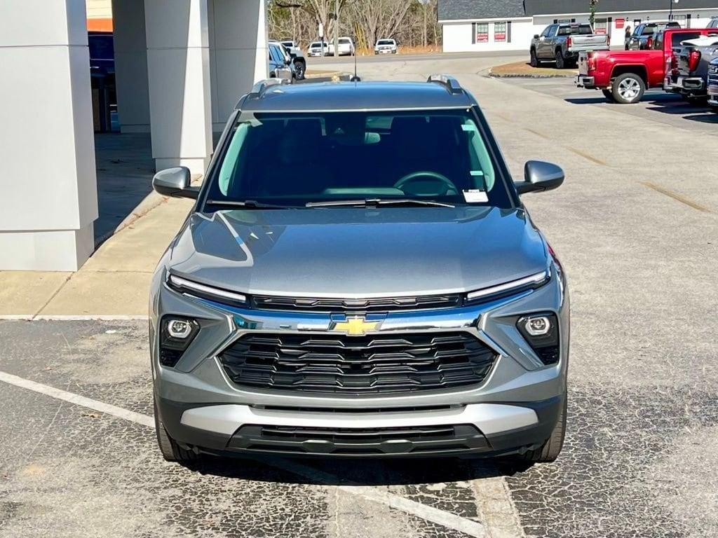 used 2025 Chevrolet TrailBlazer car, priced at $20,864
