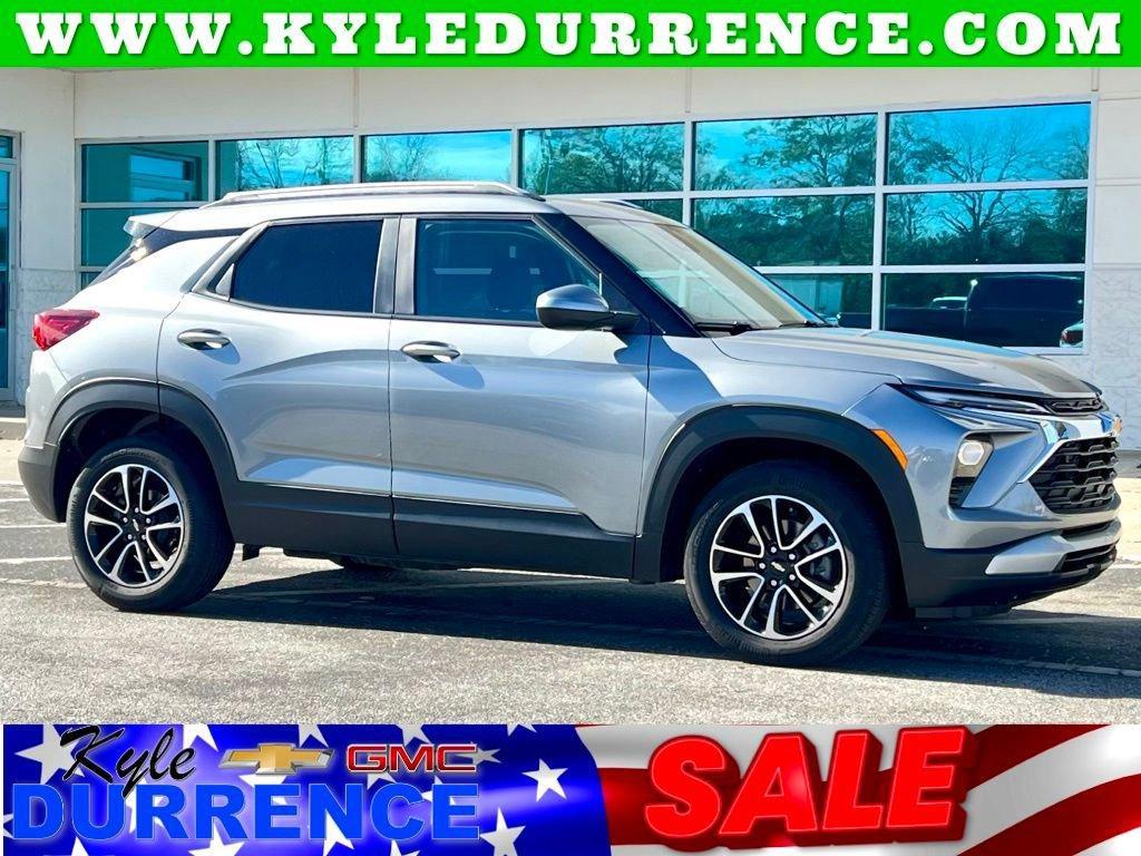 used 2025 Chevrolet TrailBlazer car, priced at $20,864