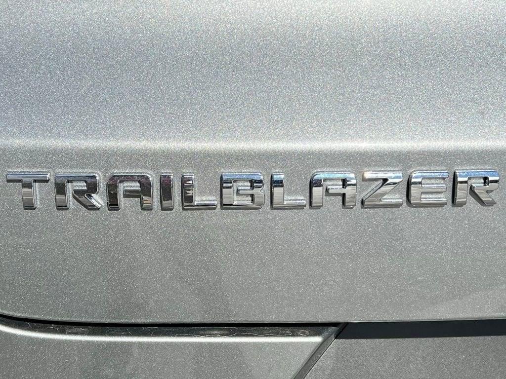 used 2025 Chevrolet TrailBlazer car, priced at $20,864