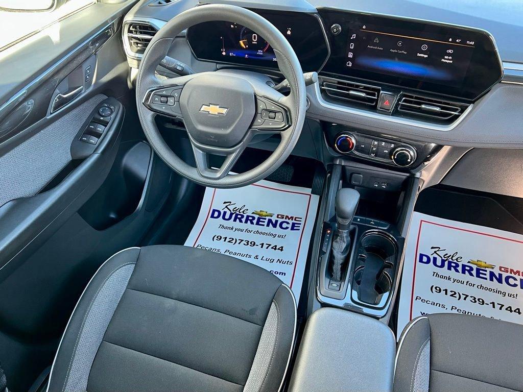 used 2025 Chevrolet TrailBlazer car, priced at $20,864