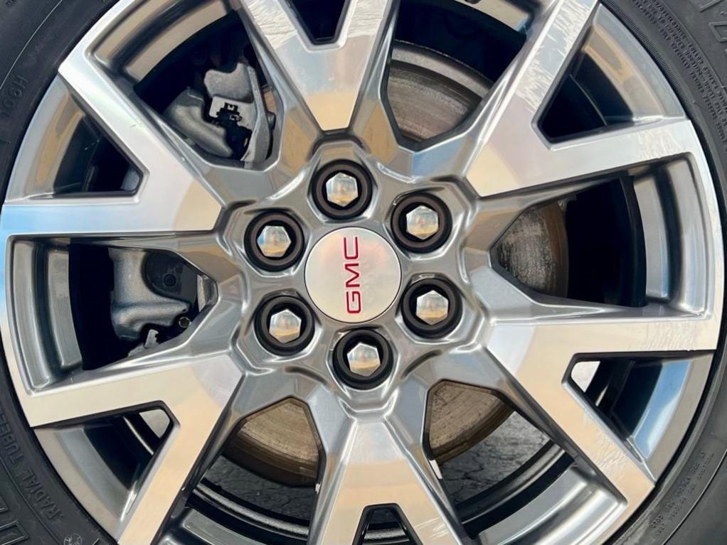 used 2023 GMC Acadia car, priced at $24,888