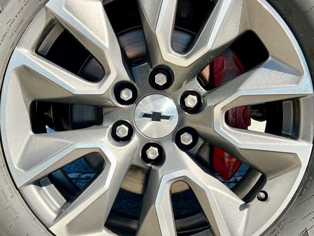 used 2021 Chevrolet Silverado 1500 car, priced at $31,995