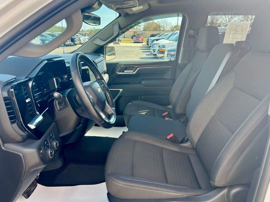 used 2025 Chevrolet Silverado 1500 car, priced at $42,688