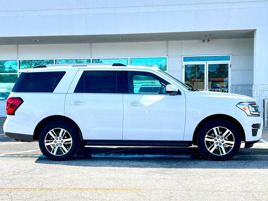 used 2024 Ford Expedition car, priced at $44,995