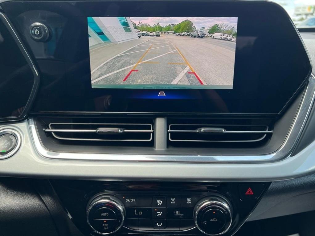 used 2025 Chevrolet Trax car, priced at $22,244