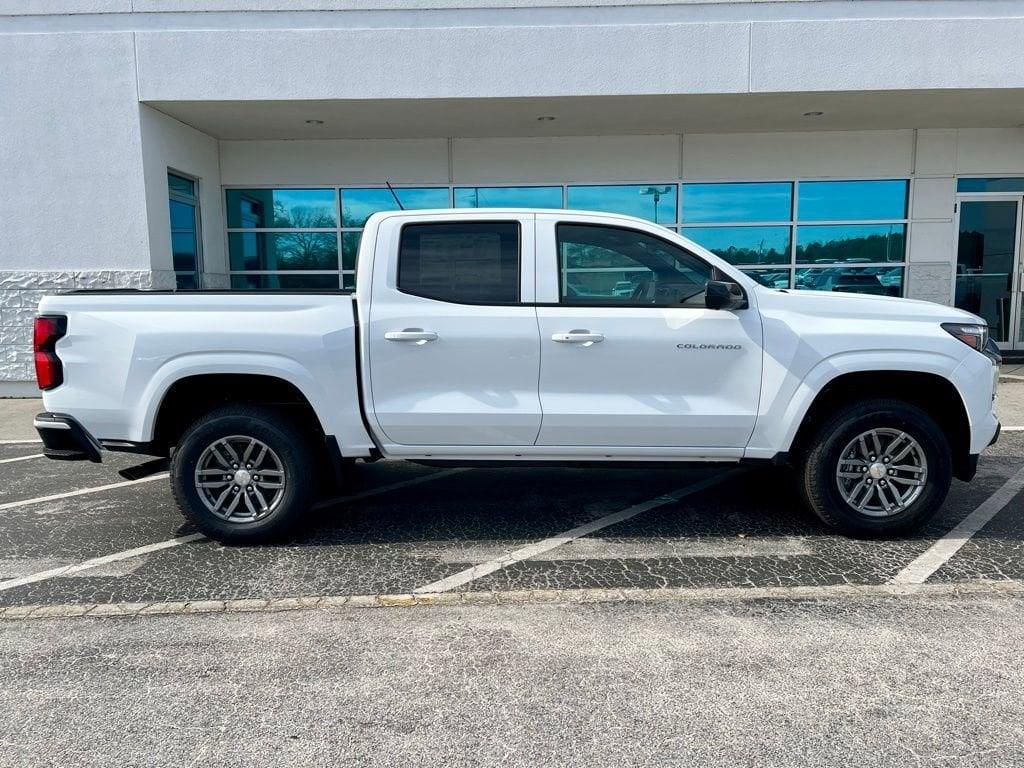 new 2026 Chevrolet Colorado car, priced at $38,995