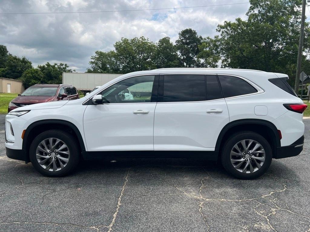 used 2025 Buick Enclave car, priced at $37,688