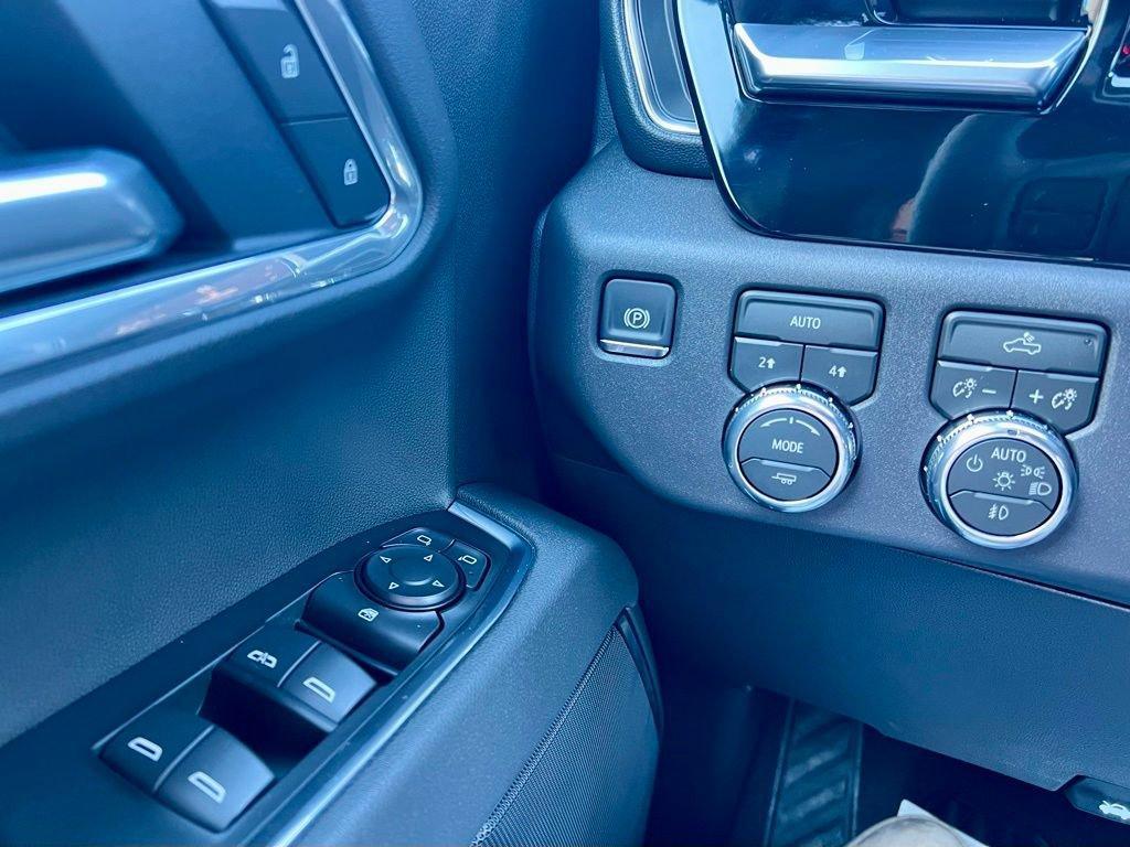 new 2026 GMC Sierra 1500 car, priced at $47,990