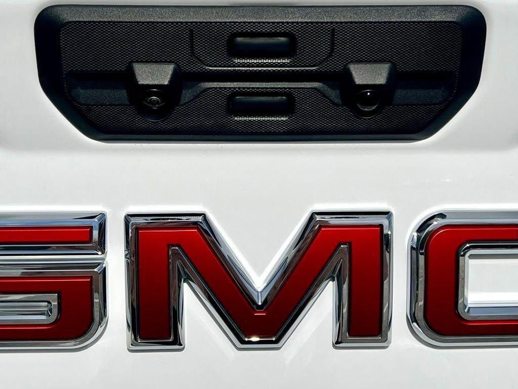 used 2025 GMC Sierra 2500 car, priced at $76,549