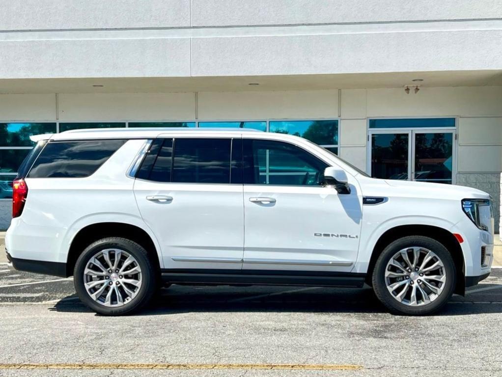 used 2021 GMC Yukon car, priced at $43,995