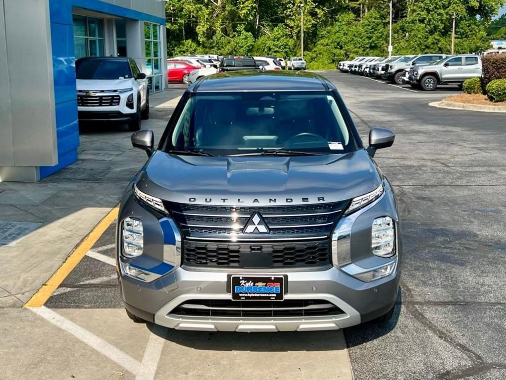 used 2024 Mitsubishi Outlander car, priced at $23,688