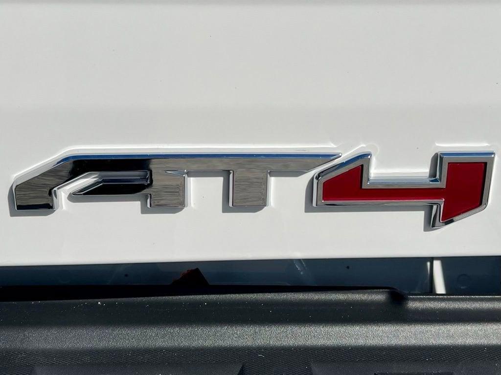 used 2021 GMC Canyon car, priced at $28,888