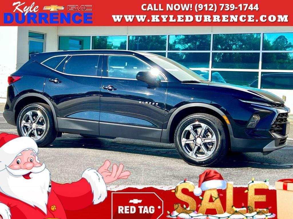 used 2025 Chevrolet Blazer car, priced at $28,995
