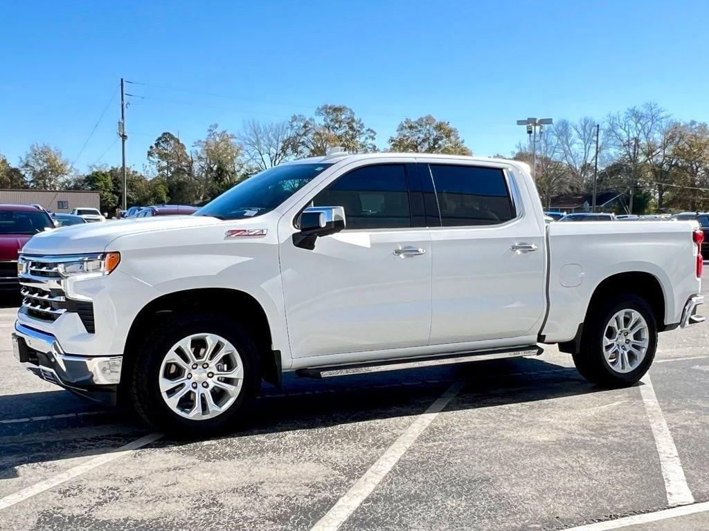 used 2022 Chevrolet Silverado 1500 car, priced at $42,995