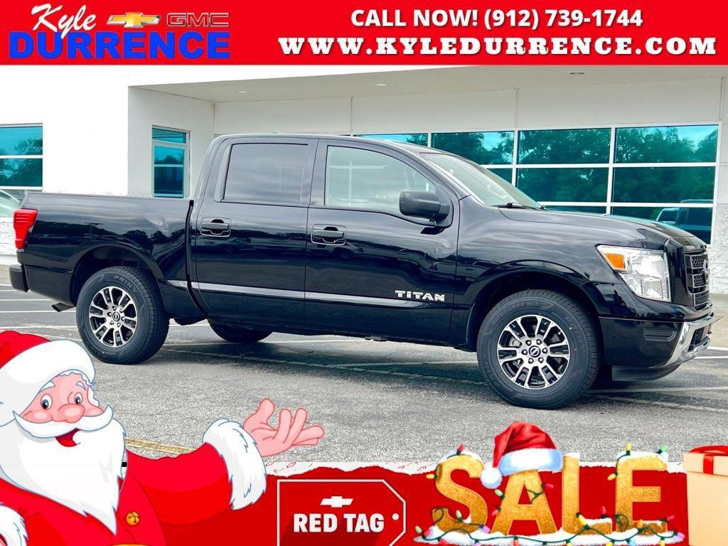 used 2023 Nissan Titan car, priced at $32,995
