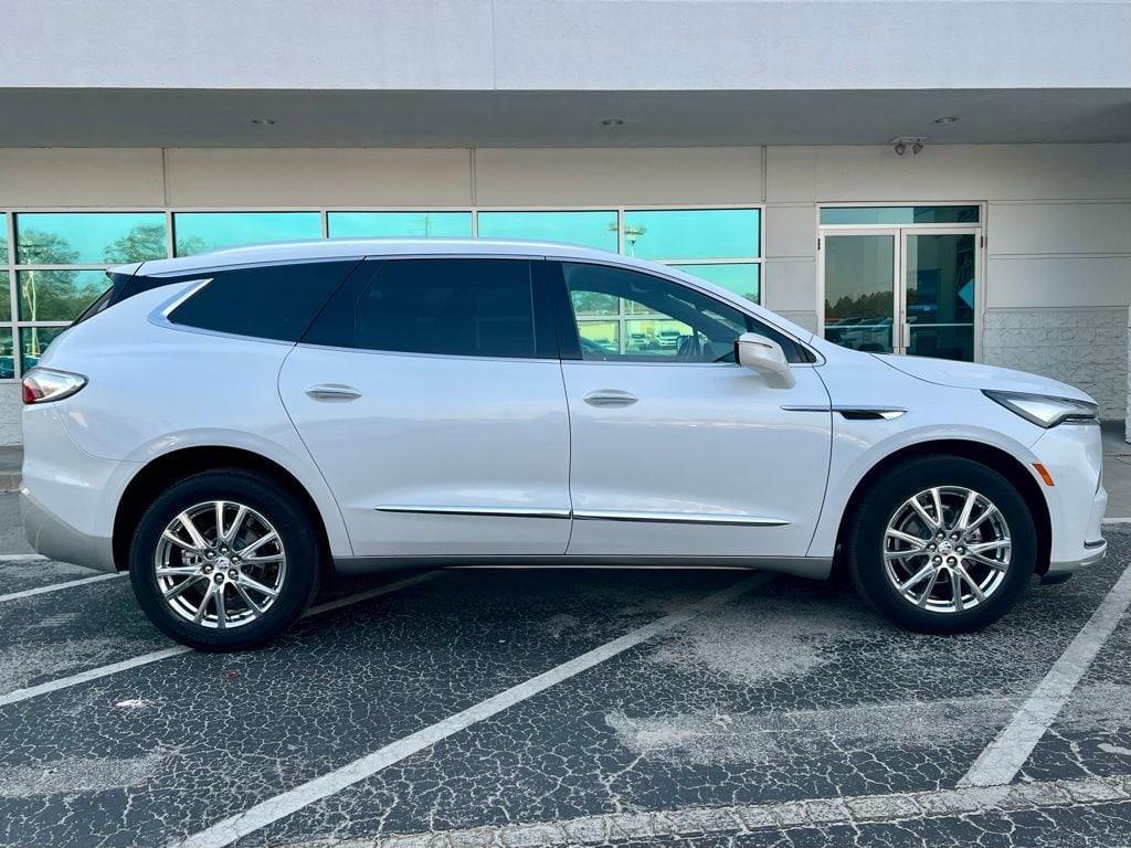 used 2023 Buick Enclave car, priced at $30,960