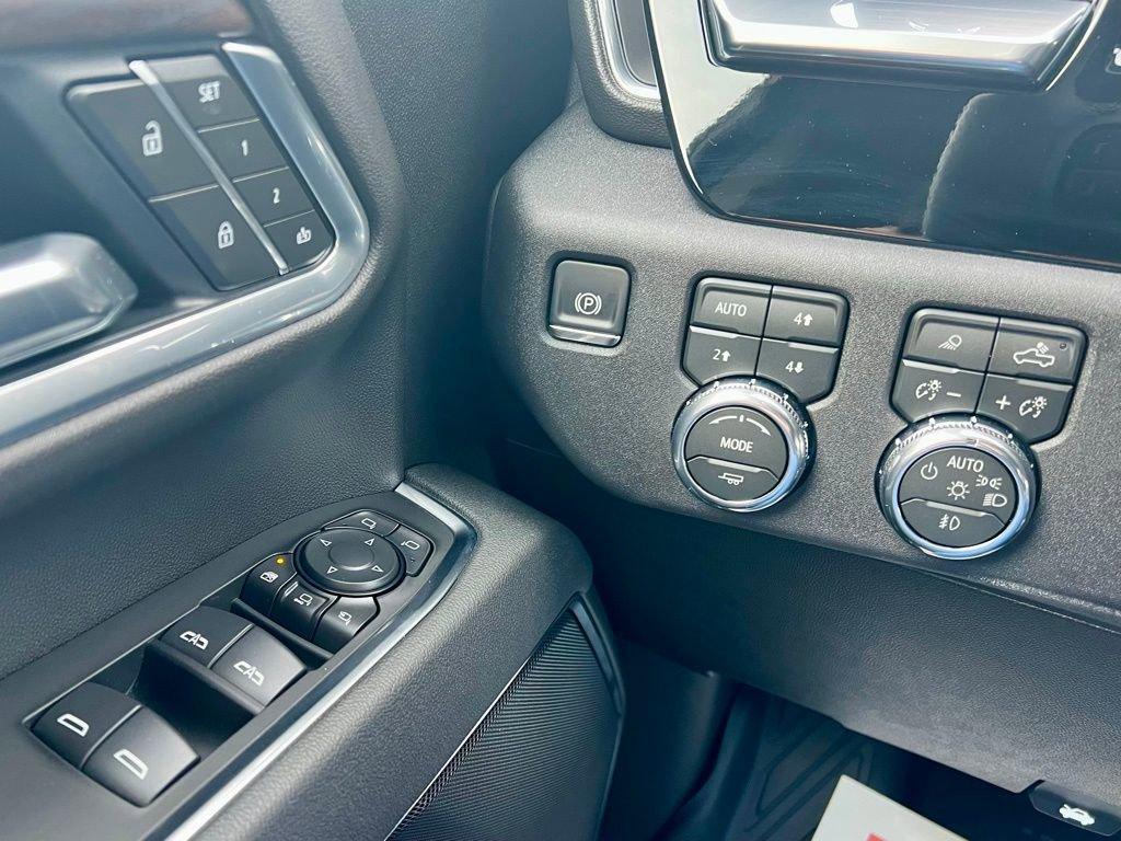 new 2026 GMC Sierra 2500 car, priced at $72,800