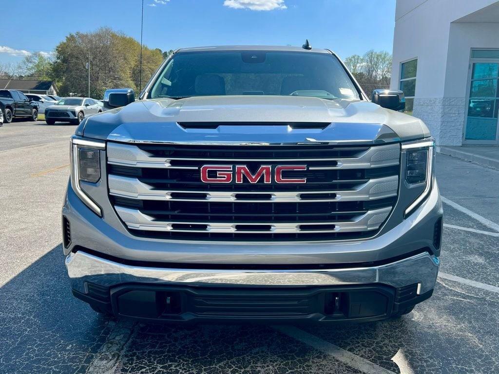 new 2026 GMC Sierra 1500 car, priced at $52,685