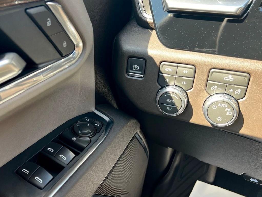 new 2026 GMC Sierra 1500 car, priced at $52,685