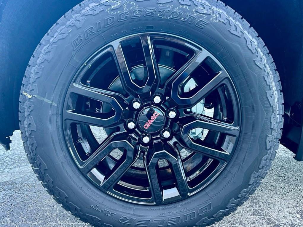 new 2026 GMC Sierra 1500 car, priced at $49,235