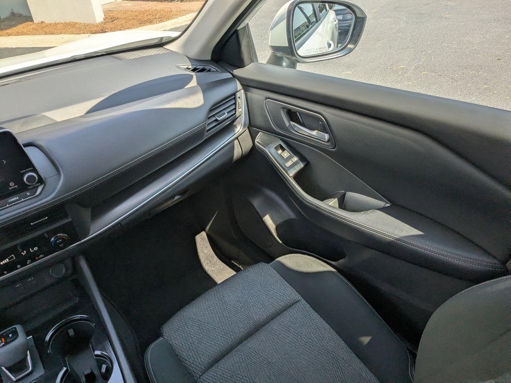 used 2024 Nissan Rogue car, priced at $22,757
