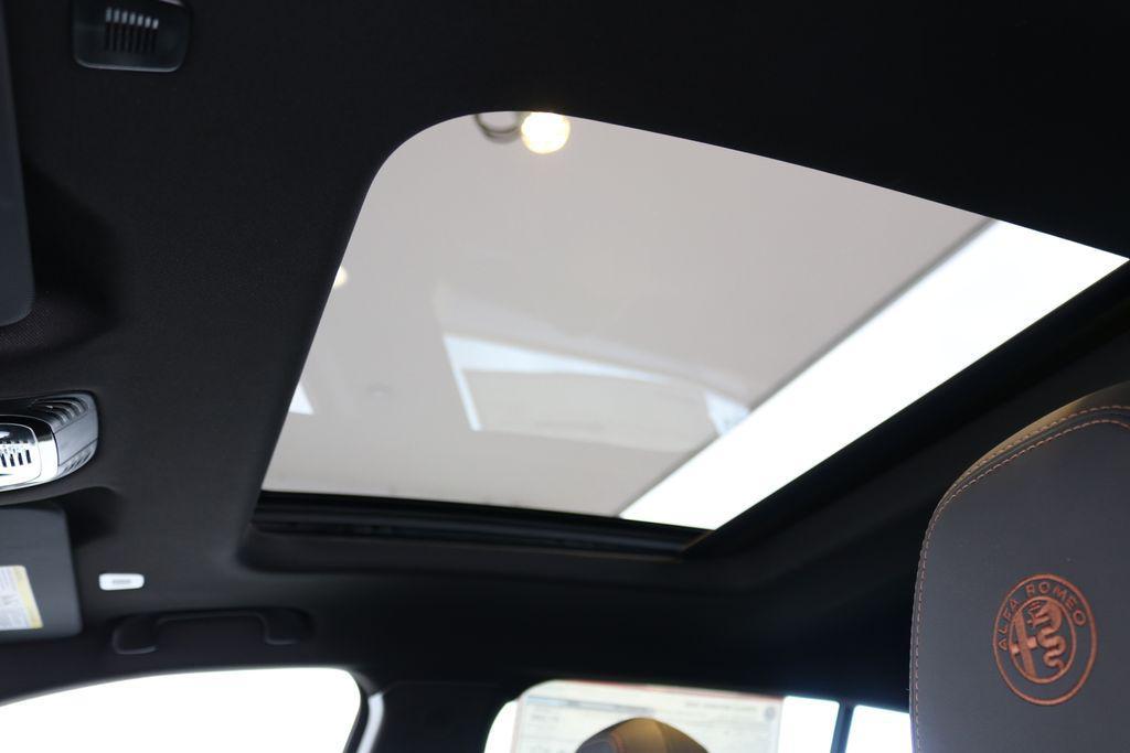 new 2025 Alfa Romeo Tonale car, priced at $46,475