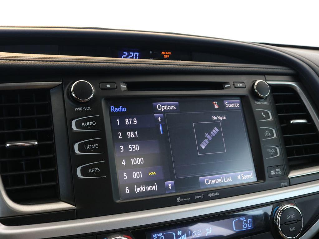 used 2019 Toyota Highlander car, priced at $27,289
