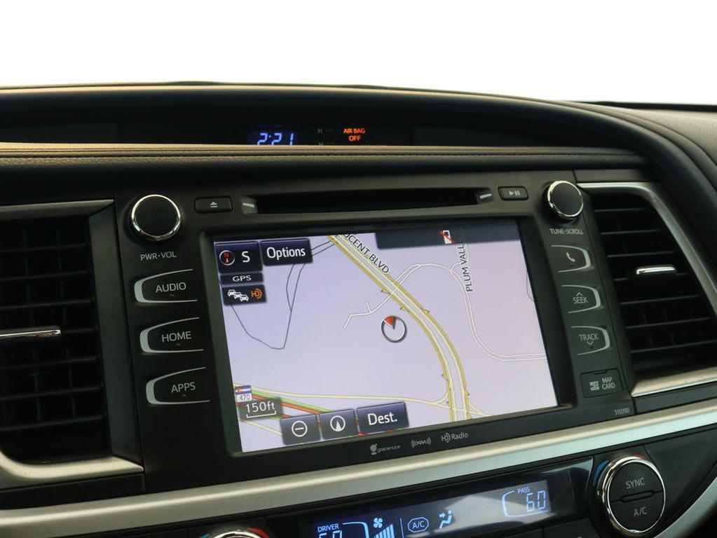 used 2019 Toyota Highlander car, priced at $27,289
