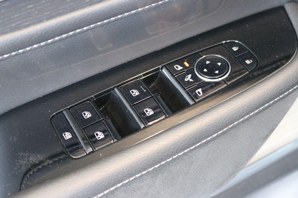 used 2025 INFINITI QX80 car, priced at $74,399