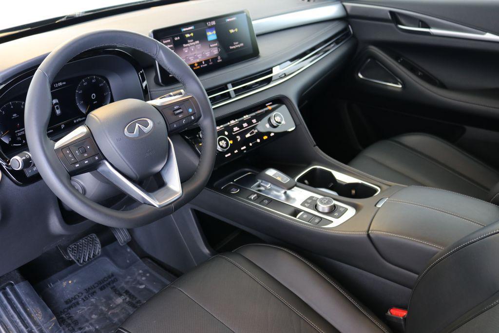 used 2025 INFINITI QX60 car, priced at $44,699
