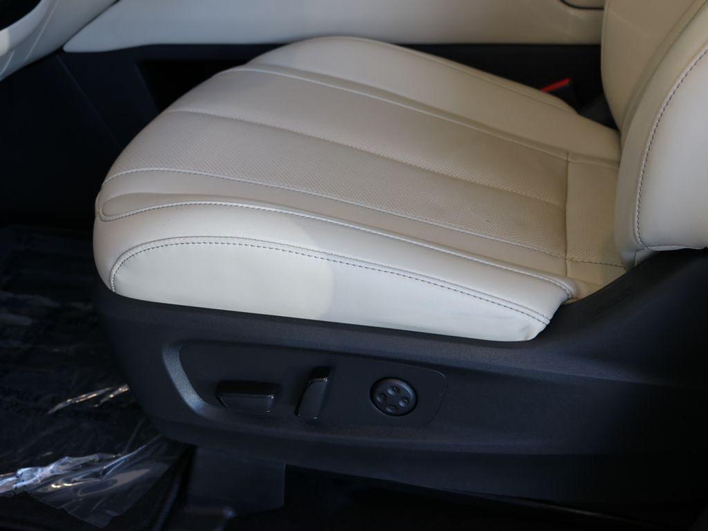 used 2023 INFINITI QX60 car, priced at $40,000