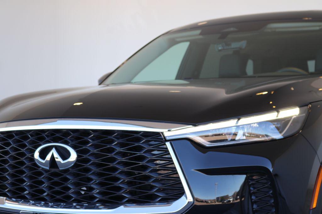 used 2025 INFINITI QX60 car, priced at $37,999