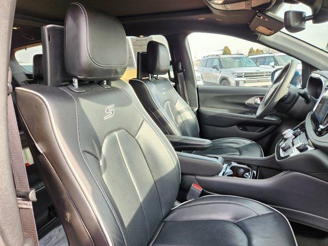 used 2022 Chrysler Pacifica car, priced at $27,995