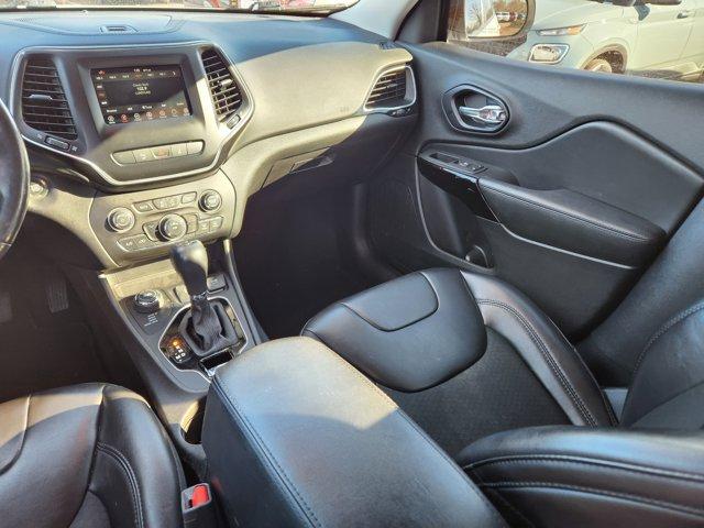 used 2021 Jeep Cherokee car, priced at $15,495