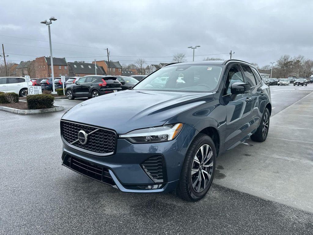 used 2025 Volvo XC60 car, priced at $36,700