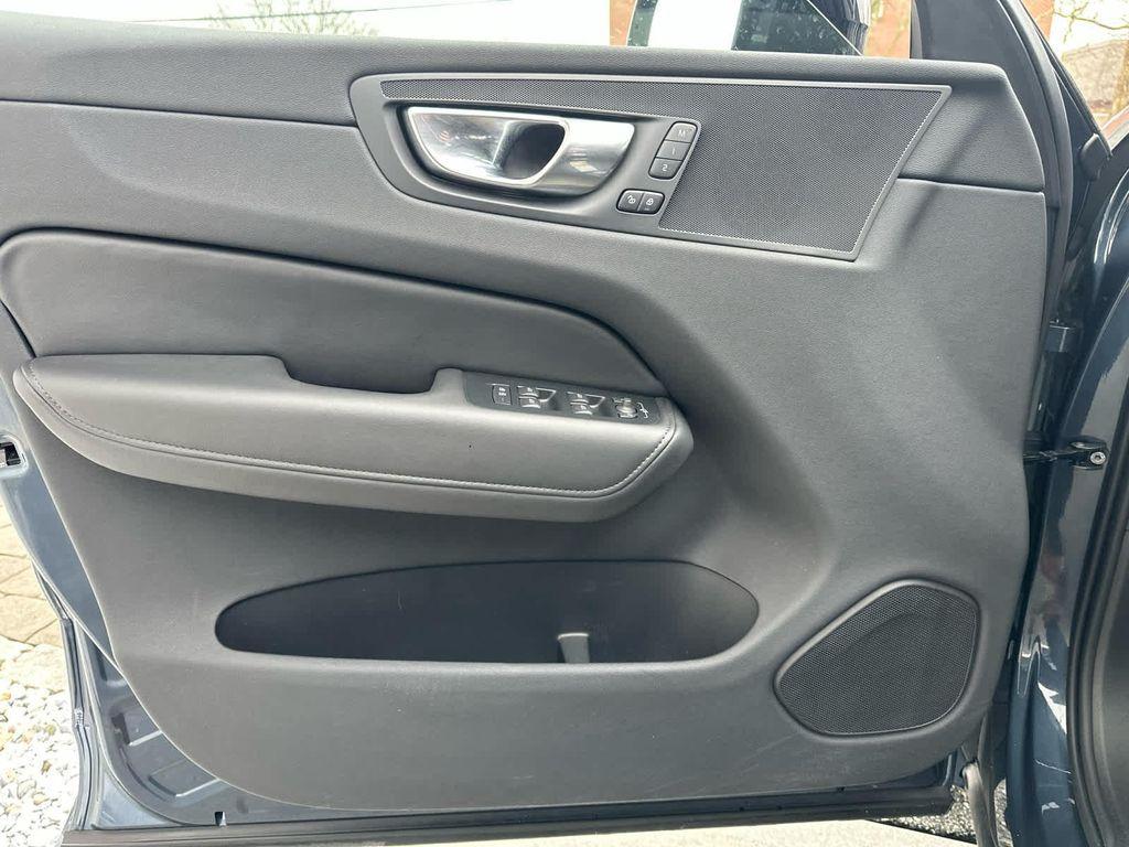 used 2025 Volvo XC60 car, priced at $36,700