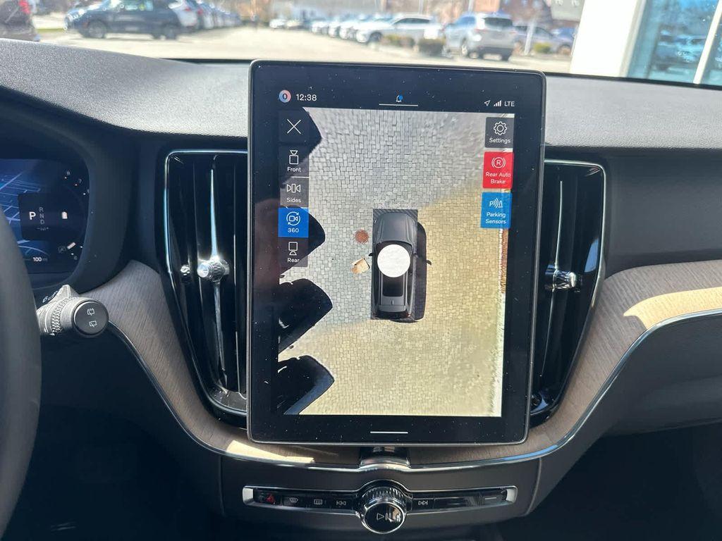 new 2026 Volvo XC60 car, priced at $58,699