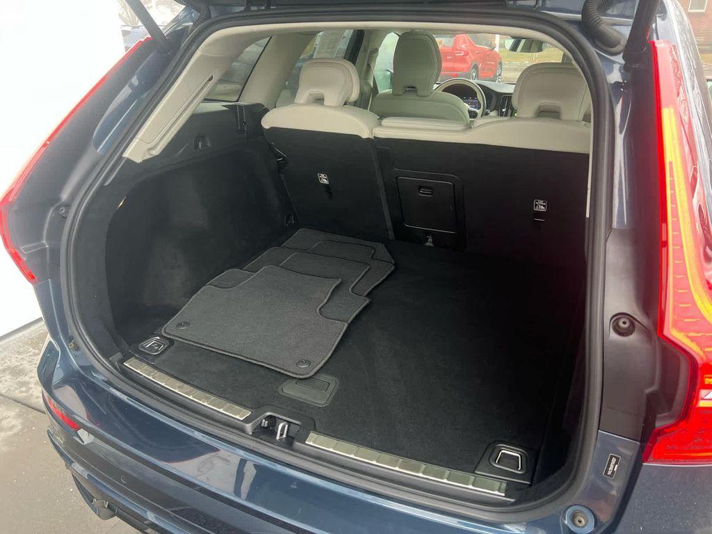 used 2023 Volvo XC60 car, priced at $34,400