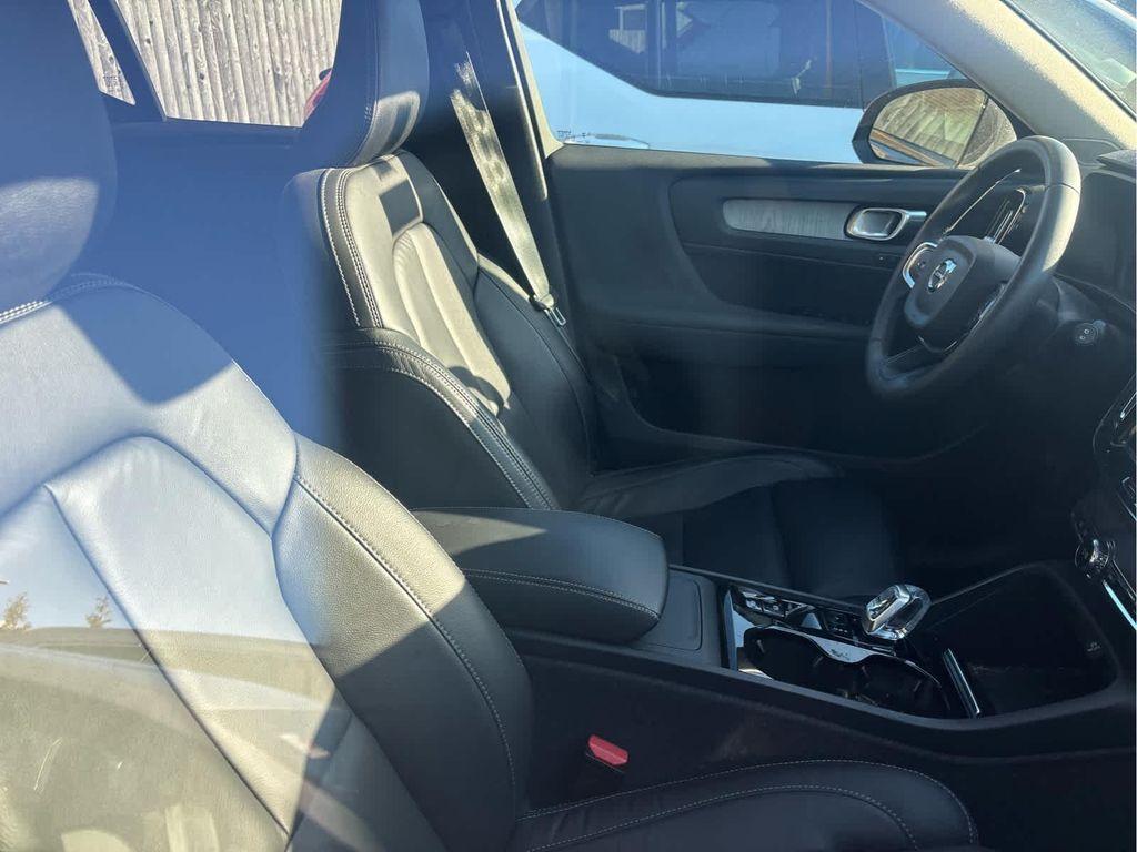 used 2023 Volvo XC40 car, priced at $26,600
