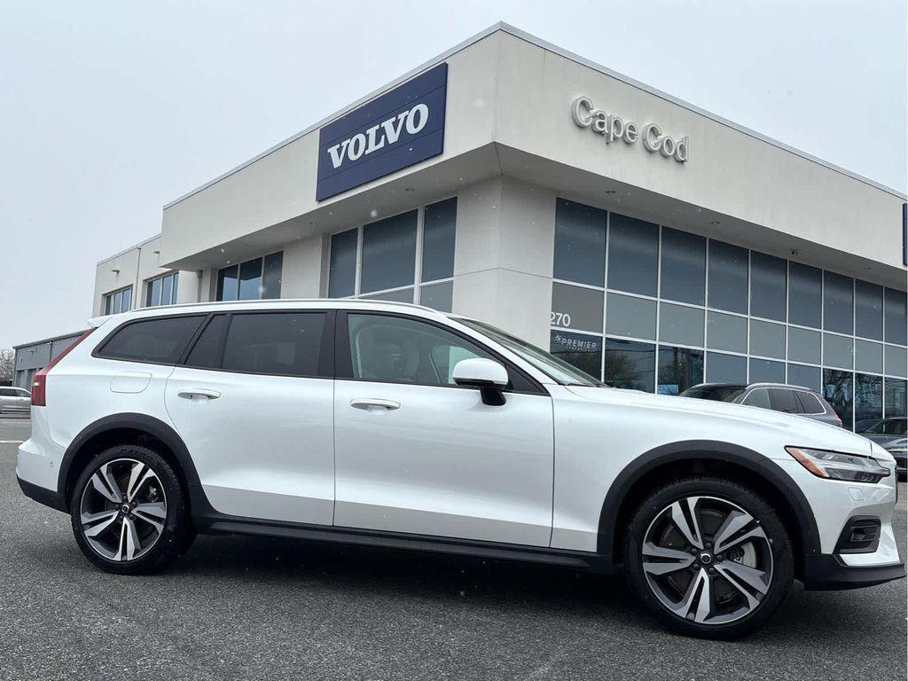used 2025 Volvo V60 Cross Country car, priced at $39,700