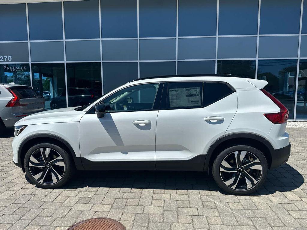 new 2026 Volvo XC40 car, priced at $50,639