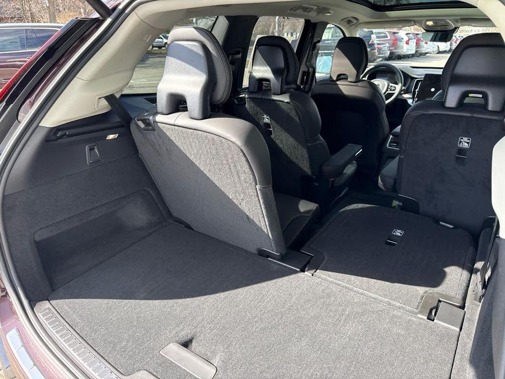 new 2026 Volvo XC90 Plug-In Hybrid car, priced at $86,500