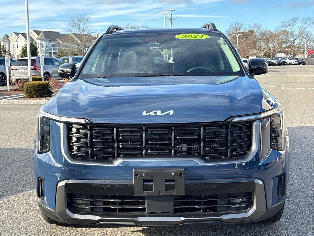 used 2024 Kia Sorento car, priced at $32,600