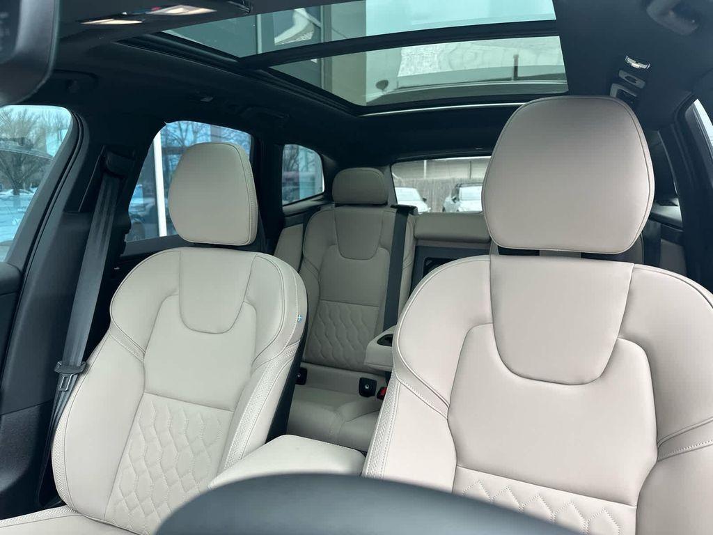 new 2026 Volvo XC60 car, priced at $57,985