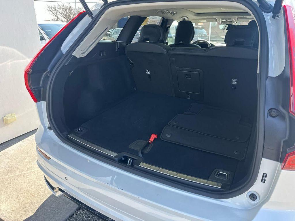 used 2025 Volvo XC60 car, priced at $37,700