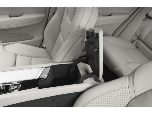 new 2026 Volvo XC60 Plug-In Hybrid car, priced at $73,079